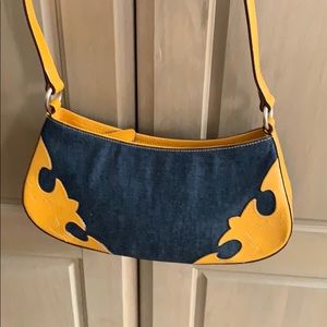 Great bag to have in wardrobe